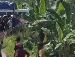 Bus Putra Sulung Ditabrak Kereta Api Raja Basa