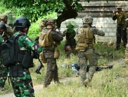 Operasi Hantai Marinir Indonesia dan Amerika Berhasil Pertahankan Pantai Ketapang