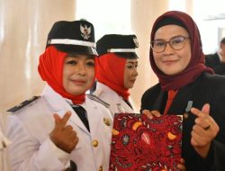 Bupati Indramayu Ambil Sumpah 136 Kuwu