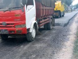 Baru Dihotmix,Jalan di Margo Lestari Jatiagung Bergelombang