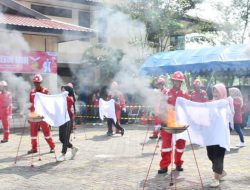 RU VI Balongan Sertakan Ratusan Orang dalam Pemadaman Kebakaran Serentak,Cetak Rekor Muri