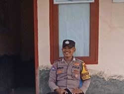 Bhabinkamtibmas Bersama Babinsa Sambang Satkamling,Antisipasi Gangguan Kamtibmas