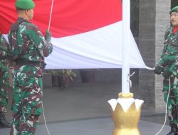 Prajurit dan PNS Kodim 0410/KBL Laksanakan Upacara Bendera