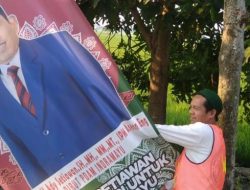Pilih Mundur Bacawabup Indramayu,Spanduk Ady Setiawan Dicopot