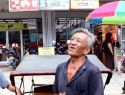 Tekab 308 Polres Lampung Utara Bagikan Bansos Kepada Para Tukang Becak