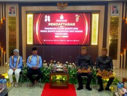 Pasangan Ali Rahman dan Ayu Asalasiyah Resmi Mendaftar ke KPU