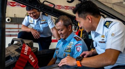 Panglima Koops Udara I Berkunjung ke Markas Komando Tempur Udara RSAF