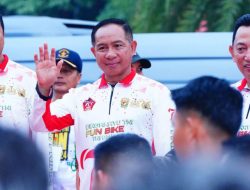 Ribuan Peserta Antusias Ikuti Panglima TNI Run 2024 di Monas