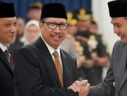 Bey Machmudin Tunjuk Dedi Taufik Kurohman Pjs Bupati Indramayu