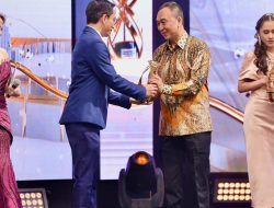 Kapolri Terima Penghargaan Kementerian dan Lembaga Negara Award
