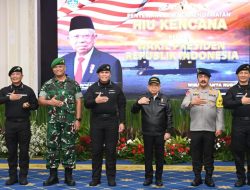 Wapres RI Terima Brevet Kehormatan Hiu Kencana TNI AL