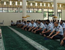 Ningguan Rutin Keagamaan, Kali ini Koops Udara I Kaji Fikih tentang Hutang Piutang
