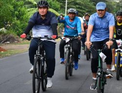 Agar Selalu Tampil Sehat, Keluarga Besar RU VI Balongan Gowes Bareng