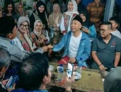 Rahmat Mirzani Djausal Kunjungi Korban Banjir di Kecamatan Panjang