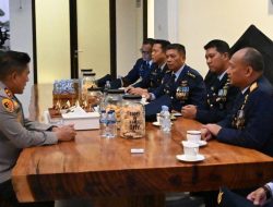 Waduh,Ada Apa Kediaman Irjen Pol Karyoto Digerudug Panglima Koopsud I?