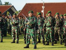 Pimpin Upacara Tujuhbelasan,Wagub Akmil Tegaskan Komitmen Integritas dan Kesiapsiagaan Prajurit