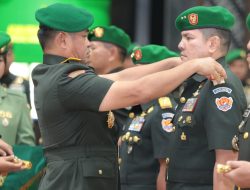 Sertijab Gubernur Akmil Dipimpin Kepala Staf Angkatan Darat