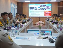 AKBP Wikha Ardilestanto Pimpin Analisa dan Evaluasi Mingguan kepada PJU dan para Kapolsek