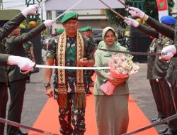Mayjend TNI Kristomei Sianturi Sampaikan Arahan Perdana kepada Prajurit dan PNS Kodam XXI/RI