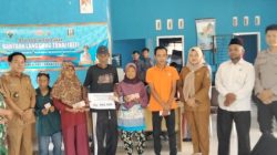 Pemkam Bengkulu Rejo Way Kanan salurkan BLT DD tahap III ke 10 KPM