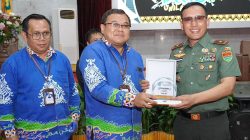 Danrem 043/Gatam Berikan Materi Wasbang Kepada 4.000 Mahasiswa Baru Unila