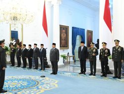 Panglima TNI Hadiri Penganugerahan Pangkat Istimewa di Istana Negara
