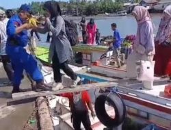 Sat Polair Polres Sinjai Imbau Warga tentang Kamtibmas di Pelabuhan Cappa Ujung
