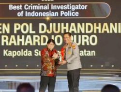 Kapolda Sulsel Raih Penghargaan Bergengsi CNN Indonesia Awards 2025