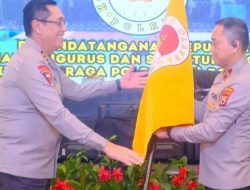 Kapolda Sulsel Serahkan Bendera KOP Polda Sulsel kepada Wakapolda