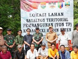 Bersama Bupati Pesisir Barat,Danrem 043/Gatam Tinjau Lokasi Rencana Pendirian Yonif TP
