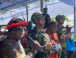 Bansos Satgas Yonif 521/DY Peresmian Gereja Baptis Zaitun Elelim di Kampung Honita