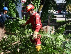 Perkuat Safety Culture,RU VI Balongan Gelar Jumat Bersih 