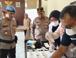Tes Urine Dadak, Pastikan Anggota Polres Sinjai Bebas Narkoba