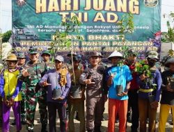 Karya Bakti Hari Juang TNI AD,Kodam XXI/RI Bersihkan Pantai Payangan