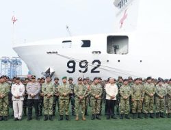 Pimpin Upacara Penutupan Latsitardanus ke-XLVI/2026, Panglima TNI Apresiasi Dedikasi Taruna di Aceh