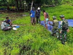 Satgas Yonif 521/DY Karya Bakti Bersama Masyarakat Distrik Benawa