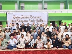 Pekerja RCC Kilang Balongan Buka Puasa Bersama dan Santuni Anak Yatim