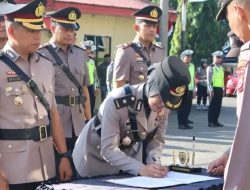 Sertijab di Polres Bone,PJU dan Kapolsek Jajaran Diambil Sumpah