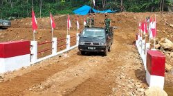 Sinergi TNI dan Rakyat Pacu Pembangunan Jembatan Aramco di Desa Bair