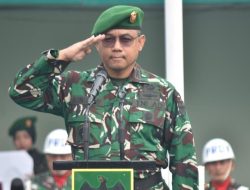 Kasilog Kasrem 043/Gatam Bacakan Amanat Pamgdam XXI/RI dalam Upacara Bulanan