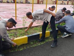 Kerja Bakti Rutin,Polres Sinjai Tanamkan Budaya Peduli Lingkungan