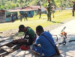 Rajut Kebersamaan TNI dengan Masyarakat dalam Aksi Bersihan Pasar