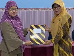 36 Tahun Mengabdi, Sri Suwarti Guru SMP Muhamadiyah Majenang Kini Purna Tugas