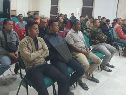 Korem 043/Gatam dan Warga Nonton Bareng Pertandingan Sepak Bola Piala Dunia