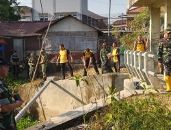 Masih Nuansa HUT RI ke-81,TNI-POLRI,Pemda dan Masyarakat Kerja Bakti