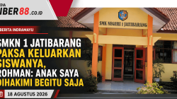 SMKN 1 Jatibarang Paksa Keluarkan Siswanya, Rohman: Anak Saya Dihakimi Begitu Saja