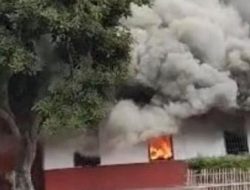 Warga Bakar Fasilitas Milik PT BSA Gegara Truk Muat Sawit
