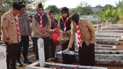 Kapolres Lampung Utara Pimpin Ziarah Makam Pahlawan di Momen Hari Pramuka ke-65