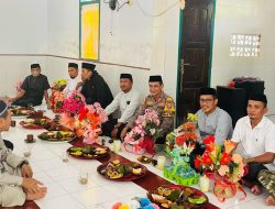 Hadiri Maulid Nabi di Masjid Khaerun Naim,Kapolsek Sinjai Timur Imbau Kamtibmas