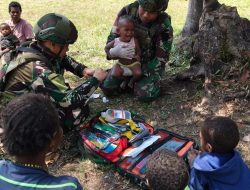 Satgas Pamtas Kewilayahan RI-PNG Yonif 645/Gty Laksanakan Pelayanan Kesehatan di Distrik Napua